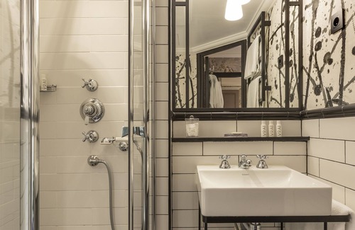 Palais-Royal Hotel | Hotel Therese