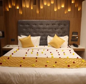 Khattalwada Hotel | Hotel Time Square -Gandhiji Road, Old Bus Stand, Opp clock Tower ,Thanjavur