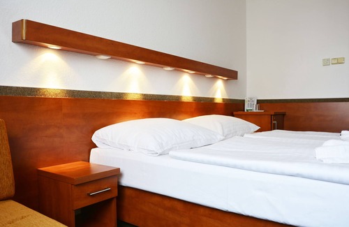 Invalidovna Hotel | Hotel Tristar