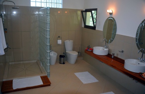 Ambondrona Hotel | Hotel with comfortable rooms and terrace with beautiful sea view