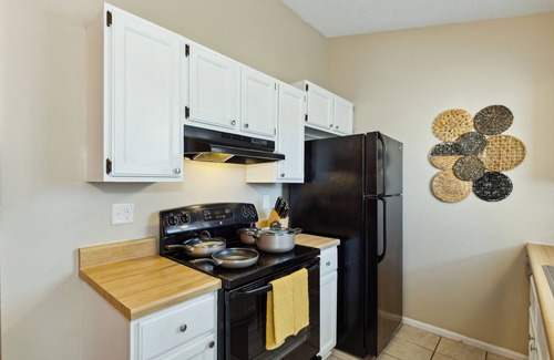 Wichita House | HotTub, Theater, King Duplex in West Wichita