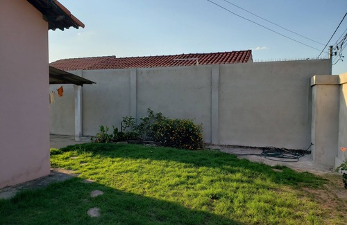 Sao Joao Batista do Gloria House | House Entrance Canastra