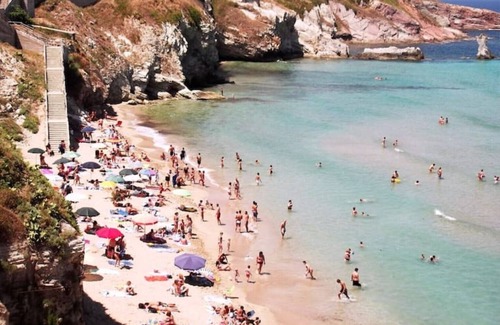 Terrasini Apartment | House 100m from the beach