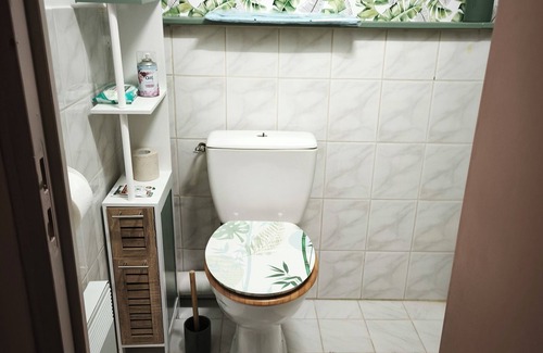 La Nocle-Maulaix Bed & Breakfast | House 40 minutes from Moulins and Le Pal theme park. Small dogs accepted.