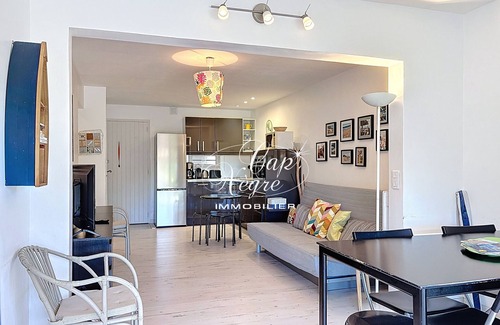 Le Lavandou Ski Chalet | House 5 persons residence with swimming pool and beach access at 50m