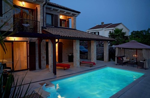 Porat House | House Berna (110041-K1) - Malinska - island Krk