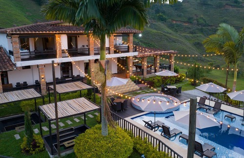 El Penol House | House