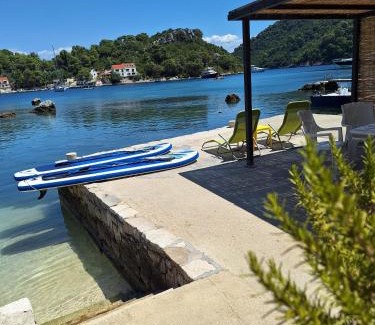 Okuklje House | House Daniva