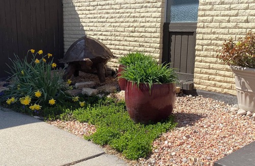 Holladay House | House/Duplex w/mountain views in Holladay. Mins away from outdoor recreation.