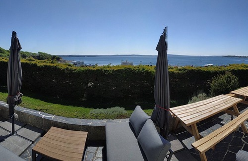 Plougastel-Daoulas House | House facing the sea for 14 people