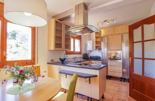 Vidreres House | House for 6 persons, large saltwater pool, garden, 6km from Lloret, fenced
