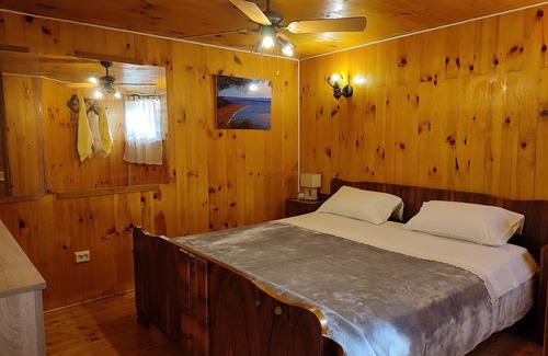 Bol House | House Galisnjak with jacuzzi (99561-K1) - Bol - island Brac