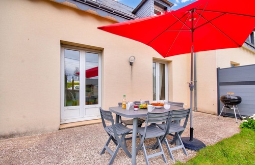 Erquy Ski Chalet | House & garden - 650 m from des Montiers beach