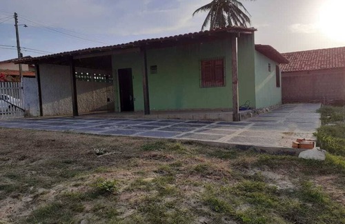 Coqueiro House | House in Coqueiro, close to the square and home of couscous.