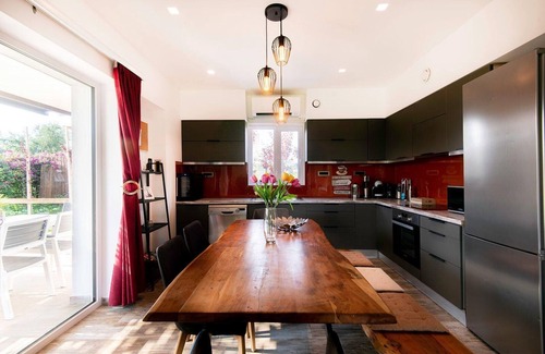 Alissos House | House in Dimi with Spacious Terrace