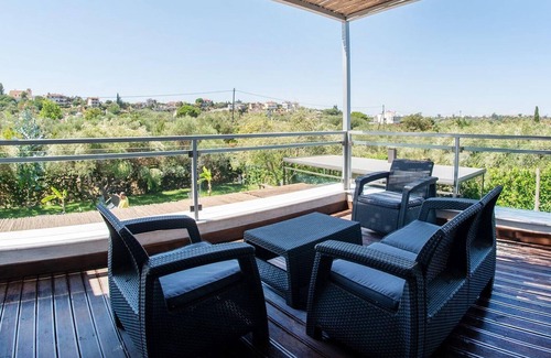 Alissos House | House in Dimi with Spacious Terrace