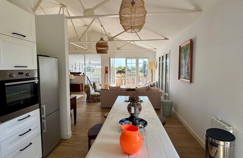 Bourcefranc-le-Chapus House | House in the heart of the oyster farm