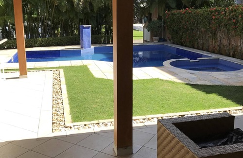 Vista Linda House | House in Hanga Roa condominium near the beach with complete leisure