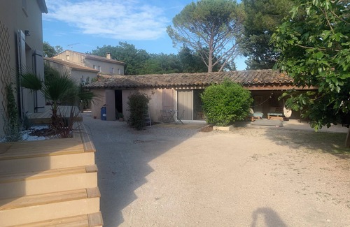 Cabrieres-d'Avignon House | House in the heart of the Luberon