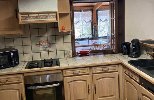 Illartein Ski Chalet | House in the woods with private pool