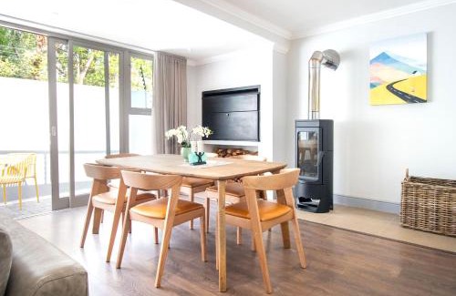 Stellenbosch Central House | House La Gratitude - secure parking