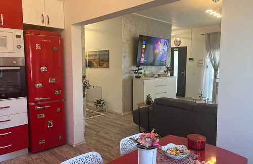 Vanatori Villa | House of Roses An Oasis of Charm in Galati