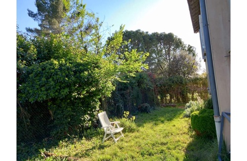 Villes-sur-Auzon House | House on the road to Nesque