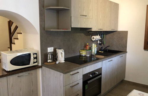 Magliolo House | House on two levels in Liguria -sea view (6-7 places)