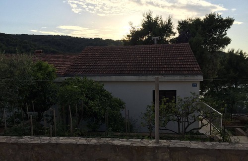 Stomorska House | House Vanesa (108381-K1) - Stomorska - island Solta