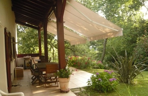 Arbonne House | House/Villa - Arbonne