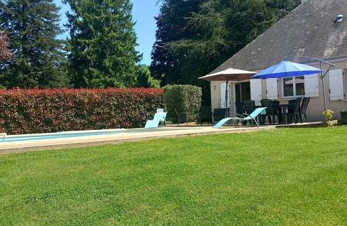 Argentat House | HOUSE WITH HEATED SWIMMING POOL* ON THE BANKS OF THE DORDOGNE WIFI OFFERED