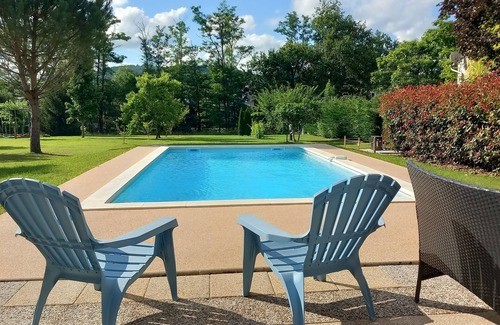Argentat House | HOUSE WITH HEATED SWIMMING POOL* ON THE BANKS OF THE DORDOGNE WIFI OFFERED
