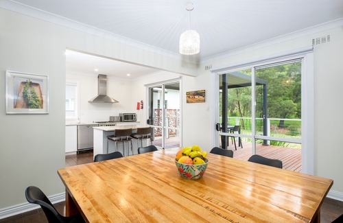 Halls Gap House | House with Absolute National Park frontage and superb views