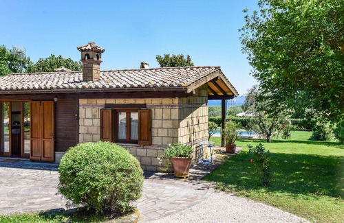 Gradoli House | House with private pool and air conditioning