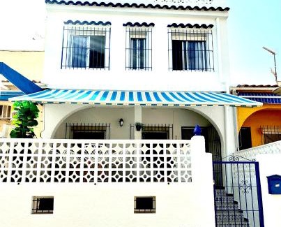 San Fulgencio House | House with solarium