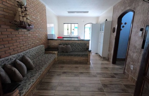 Mococa House | House with WI-FI Swimming Pool and Private Barbecue! Condominium 24 hour security
