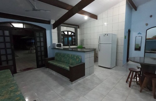 Mococa House | House with WI-FI Pool and Private Barbecue! Condominium 24-hour security