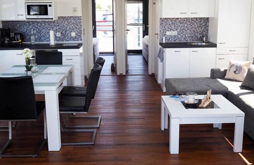 Tarnewitz Boat Rental | Houseboat in Boltenhagen