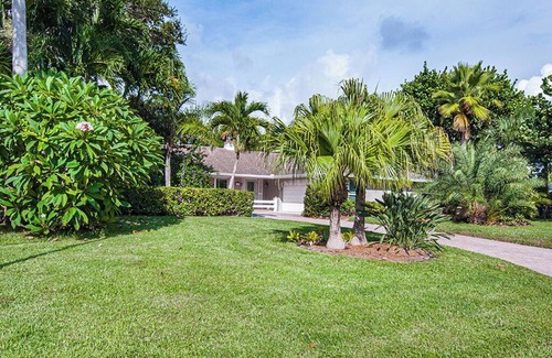Moorings House | How to become Castaway in this Treasure Coast Paradise