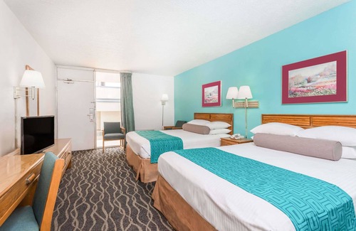 Commerce Hotel | Howard Johnson by Wyndham Commerce GA