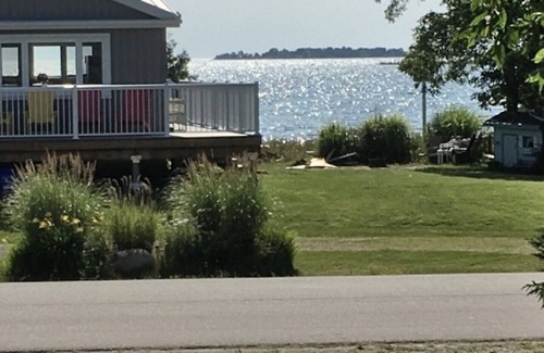 South Bruce Peninsula Cottage | Howdenvale Hilton - Ontario, Canada
