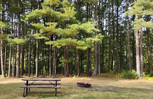 Frontier Apartment | Howling Lane Tenting