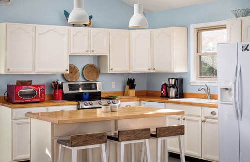 Lost River Cabin | Hummingbird Crossing - Lost River Cabin - Hot Tub, Sunsets & Stargazing