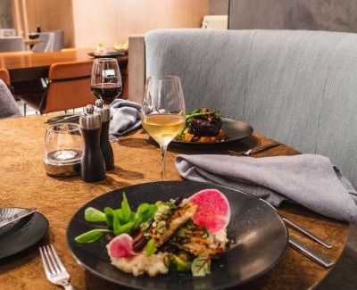 Airport Area Hotel | Hyatt Regency Newport Beach West