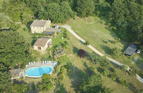 San Casciano dei Bagni House | I Caprioli and La Ginestrella in Tuscany country