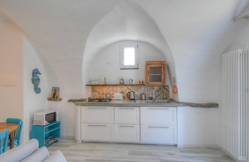 Calice Ligure Apartment | Iara – Relax nature and biking among olive trees and silence at Casa del Canto