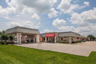 New Iberia Hotel | Iberia House & Suites