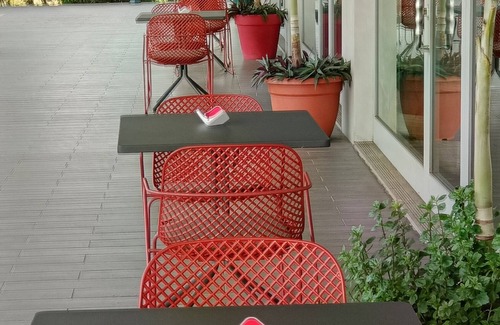 Bata Hotel | ibis Bata