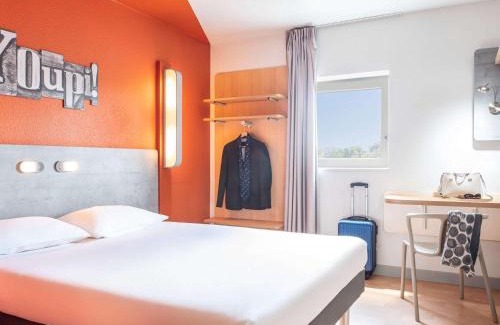 Grigny Hotel | ibis budget Grigny Centre