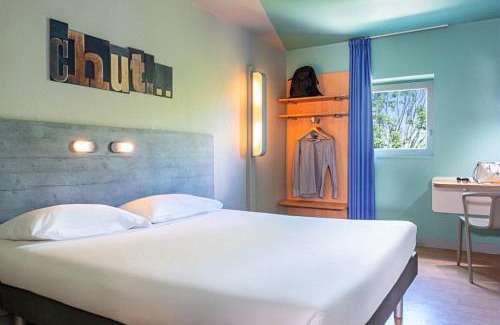 Grigny Hotel | ibis budget Grigny Centre